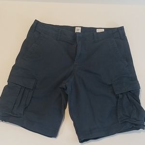 Gap cargo short